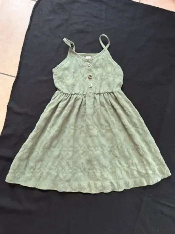 Robe kaki 7 ans