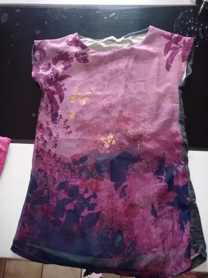 Robe petite fille violette motif papillon