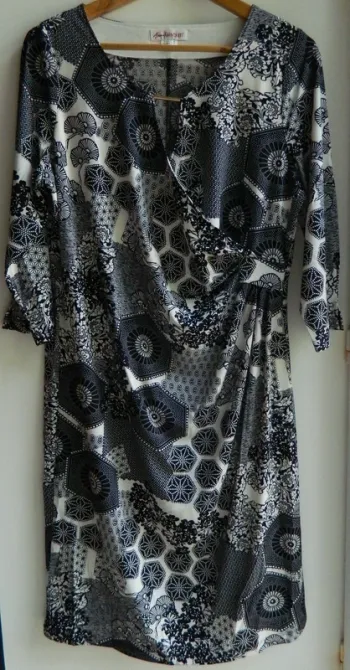 Robe T 46 neuve "Anne Weyburn"