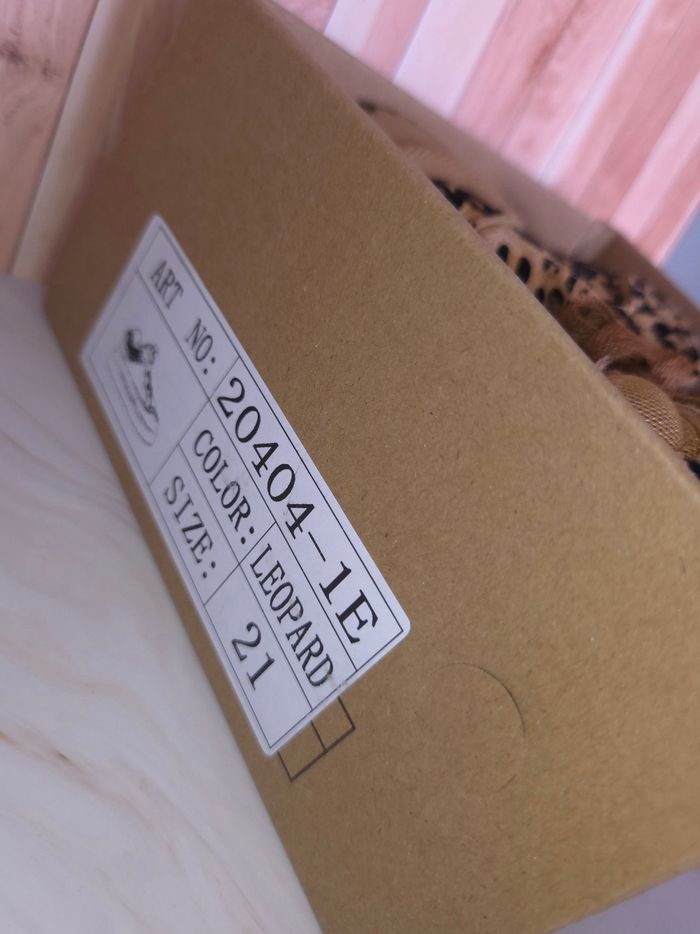 Baskets polaires filles léopard tendances - Taille 21 - NEUVES 🌟 - photo numéro 4