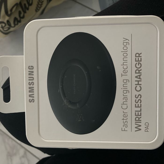 Chargeur induction Samsung - neuf