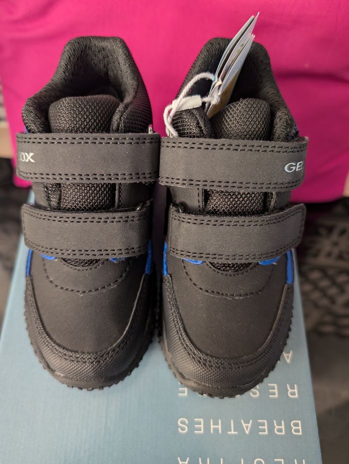 Chaussures montantes garçon. Chaudes et imperméables. Taille 24. Neuf. Geox - photo numéro 6