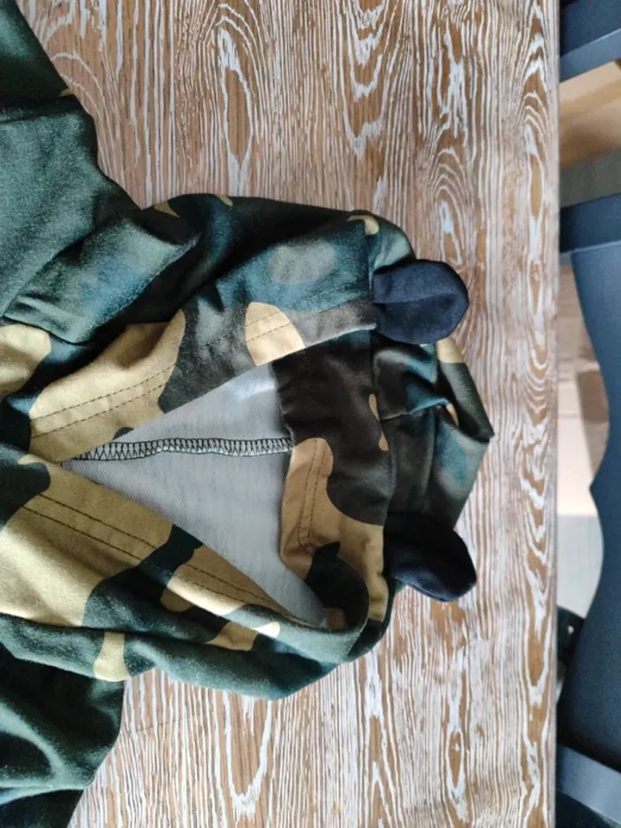 🍁 bodies+ haut militaire 18-24 mois🍁 - photo numéro 4