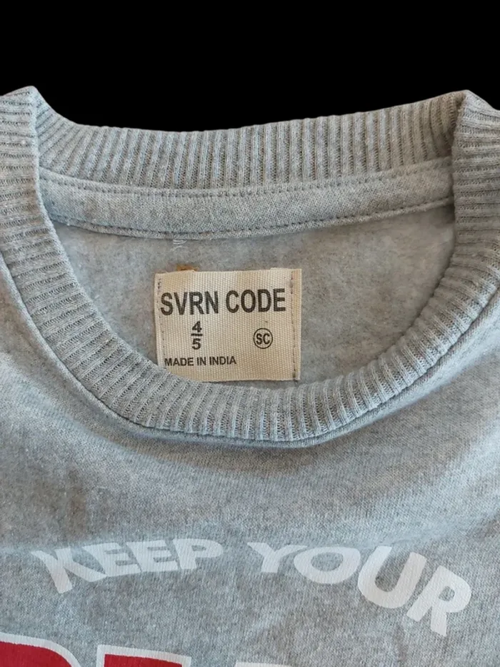 Sweat enfant T. 4-5 ans Neuf sans étiquette - photo numéro 3