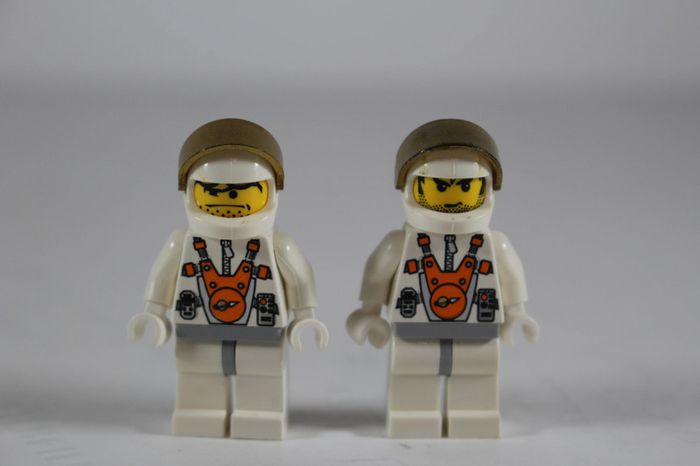 Lego Figurine Mars Mission Astronaute Oxygen x 2 - photo numéro 3
