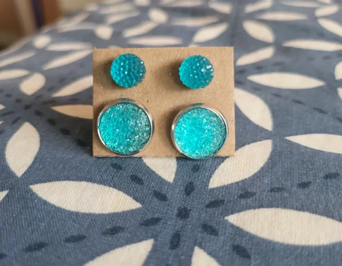 Boucles d'oreilles bleues - photo numéro 2