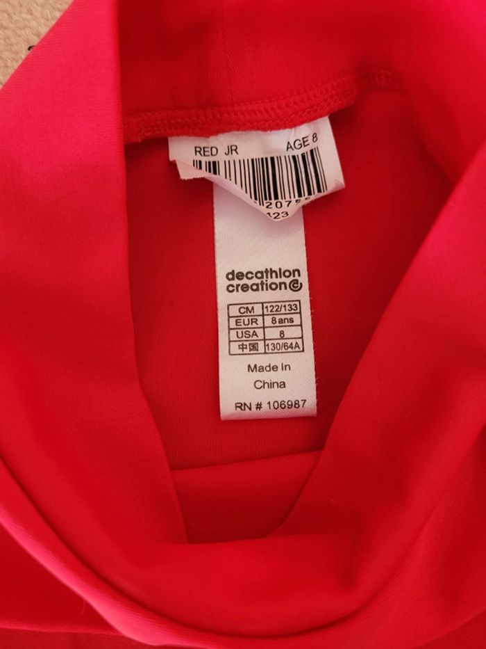 Tee-shirt de bain anti UV taille 8 ans - photo numéro 3