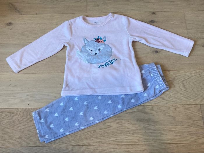 2 pyjamas velours taille 3 ans - photo numéro 4
