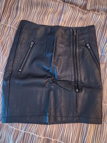 Jupe simili cuir neuve