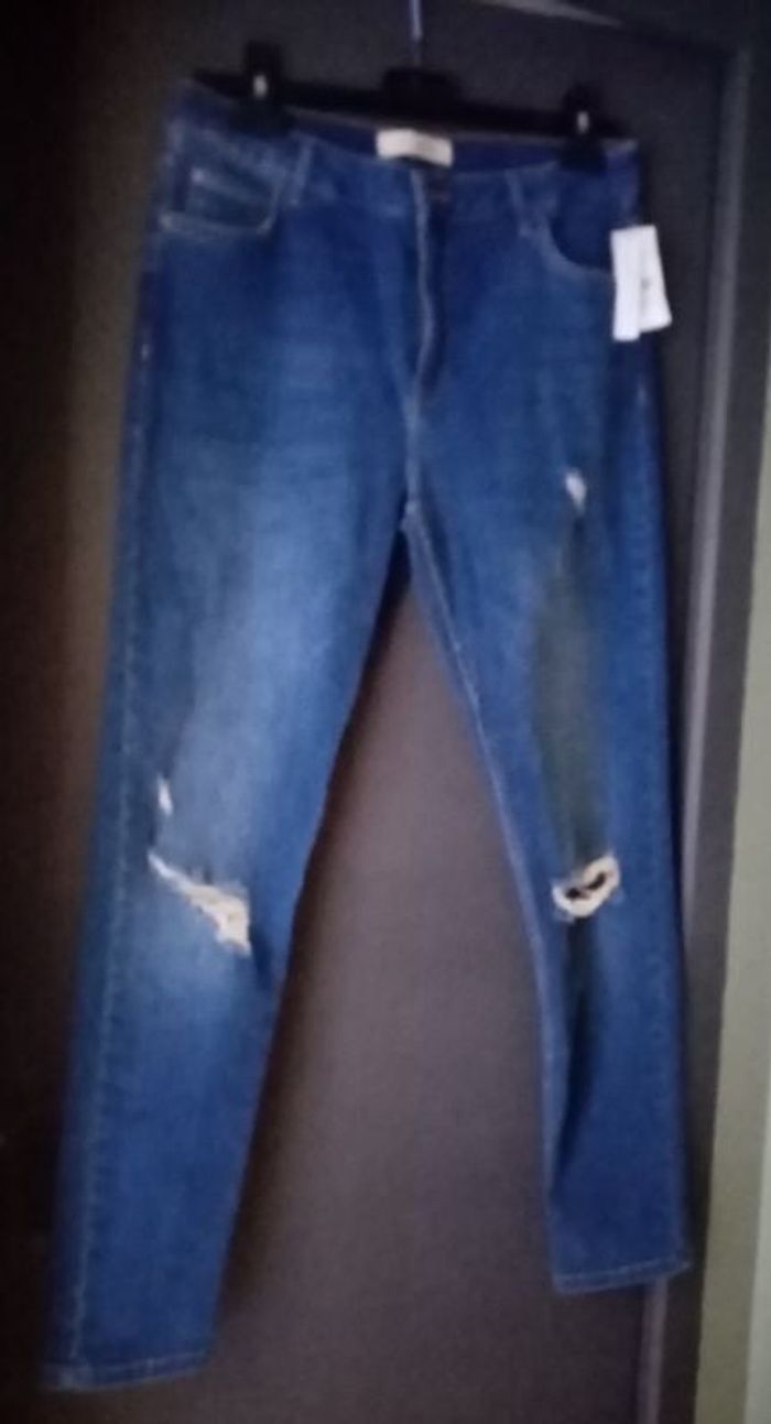 Jeans resserré troué bleu 42/XL - Pimkie