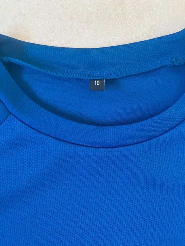 Maillot de sport 10 ans - photo numéro 3