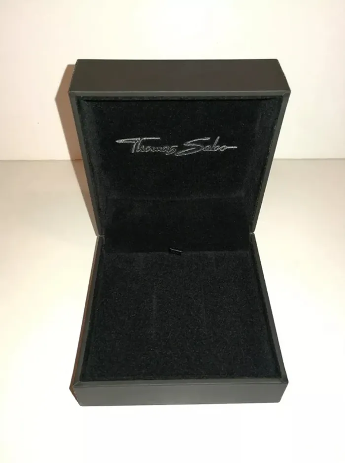 Boite Thomas Sabo 9x9 cm écrin pour alliances mariage ou boucles d'oreilles