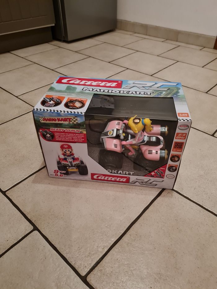 Voiture télécommandé Peach mario kart - photo numéro 2