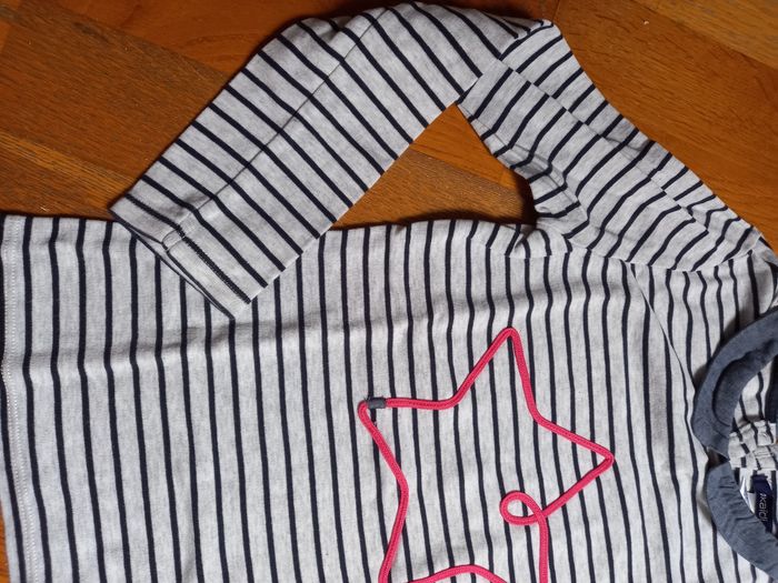 Tee-shirt manches longues okaidi 10 ans - photo numéro 4