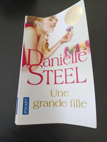 Danielle Steel - Une grande fille