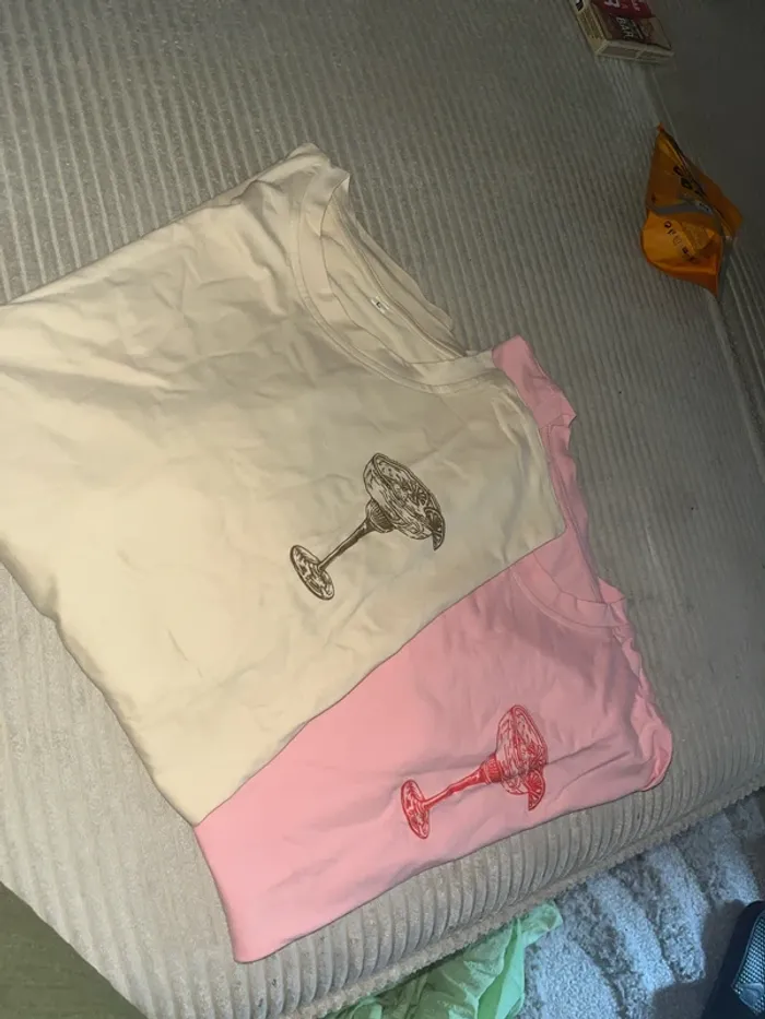Lot de deux tshirts taille L
