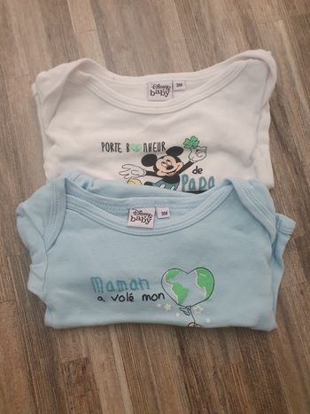 Lot 2 bodies Disney 3 mois