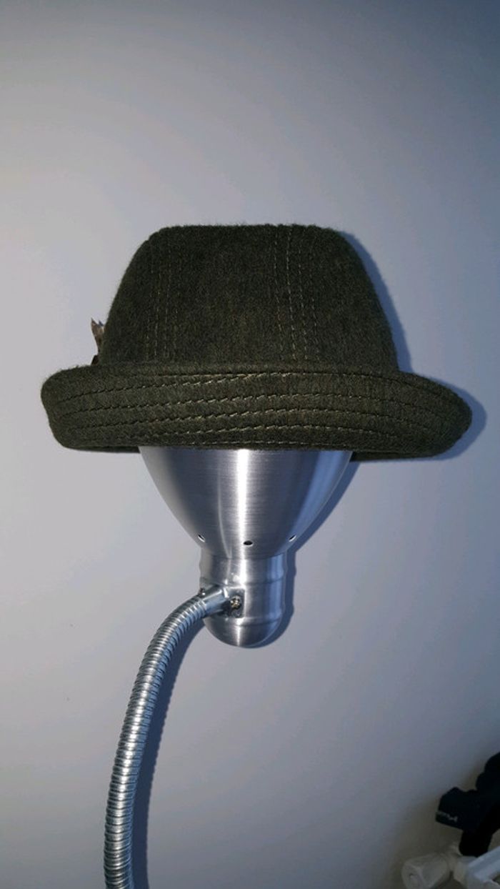 Chapeau vert en feutre type alpin - photo numéro 4