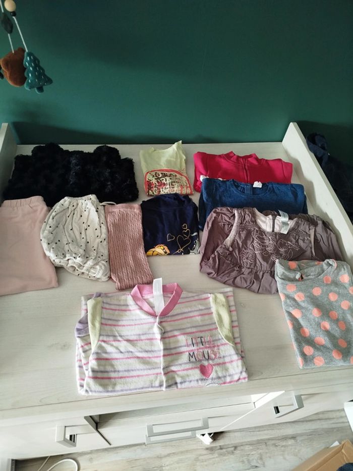 Lot fille 24 mois