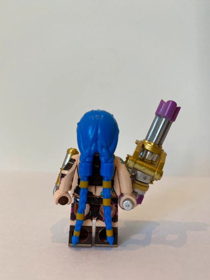 Figurine type lego Jinx. League of légends - photo numéro 3