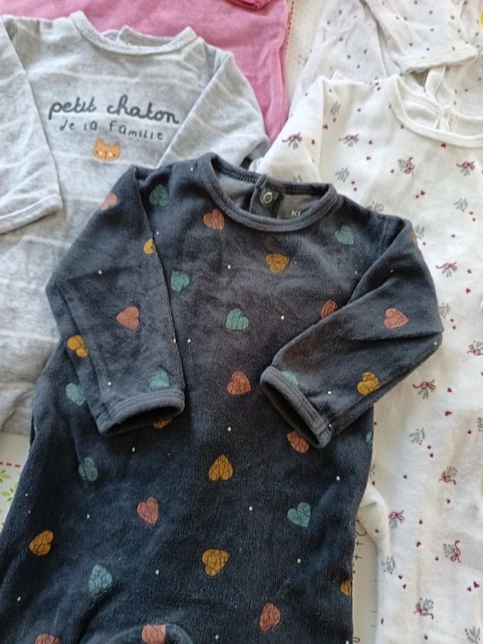 Lot de 5 pyjamas hiver 9 mois - photo numéro 6