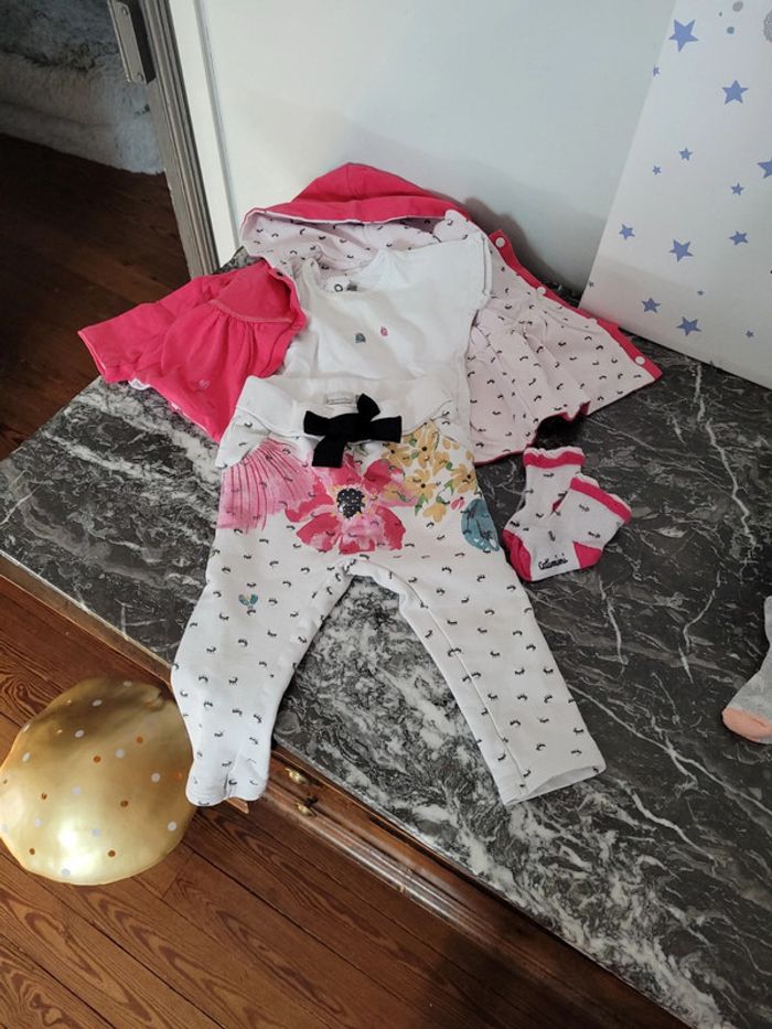 Ensemble Catimini t. 6 mois