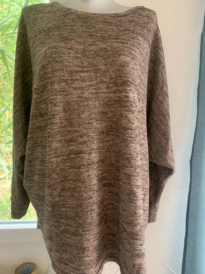 Tunique taille 46-48 beige