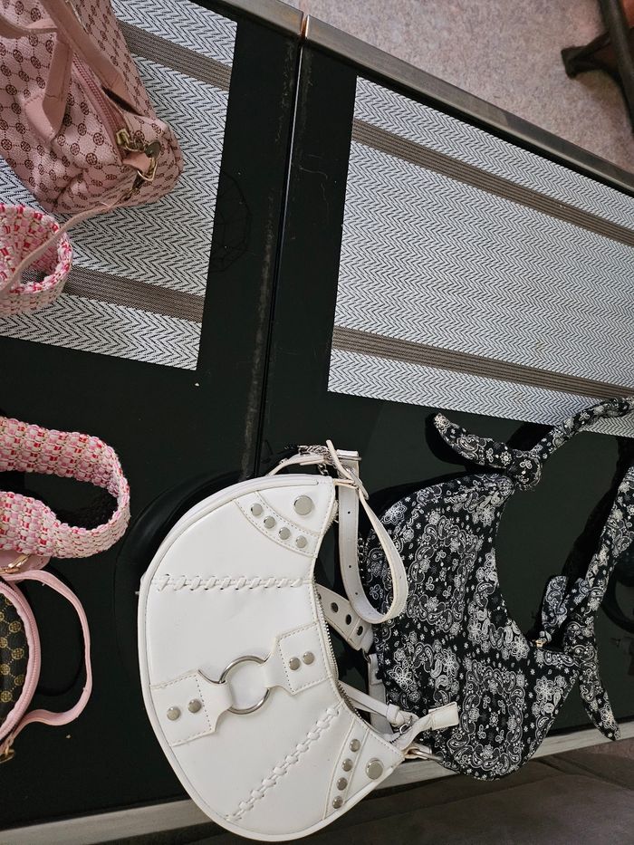 Lot de sacs et pochettes - photo numéro 4