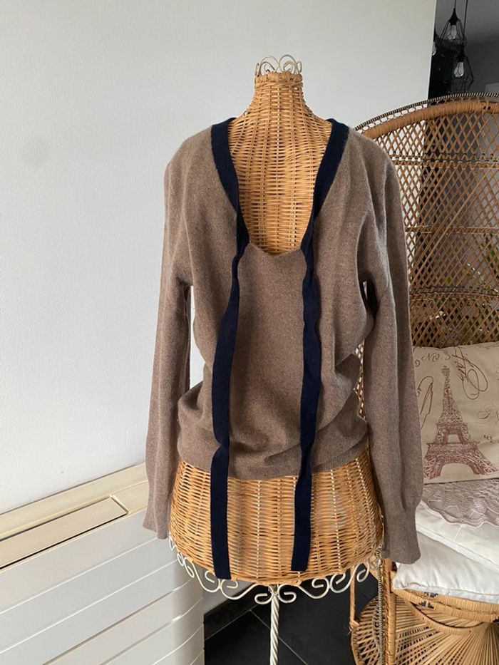 Pull Acanthe cachemire marron avec col V marine taille 1 - photo numéro 4