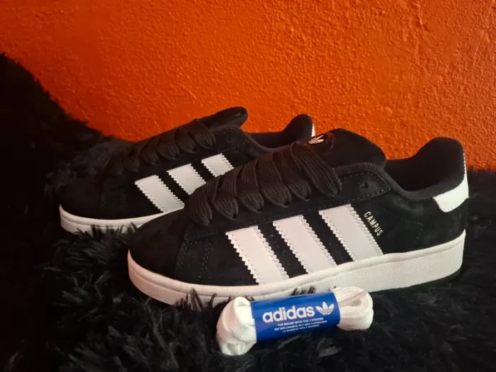 Adidas campus neuve noire et blanche - photo numéro 4