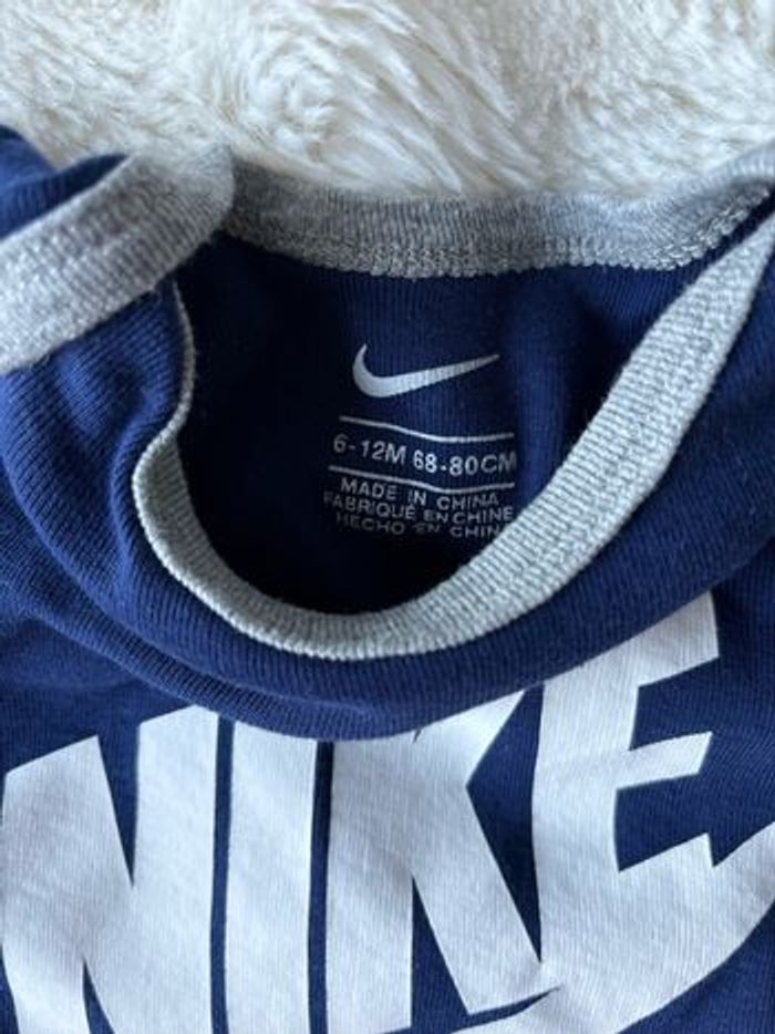 Body + bonnet + chaussettes Nike - photo numéro 3