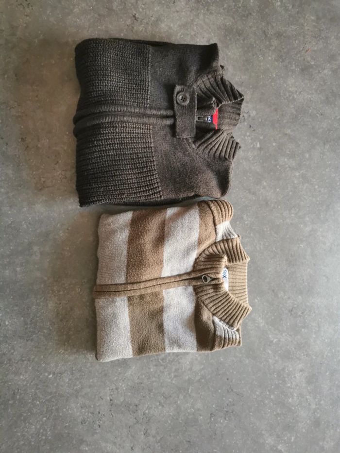 Lot de 2 gilets garçon 5.anss