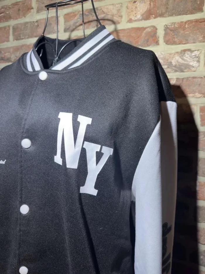 Blouson Varsity noire et blanche New York Taille L / 40 - photo numéro 7