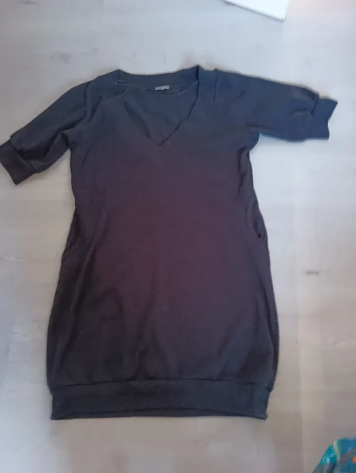 Lot de 3 robes Taille 46 en Tbe - photo numéro 4