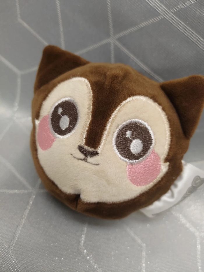 Peluche écureuil marron squishy - Plushies Squishy Collectables - photo numéro 3