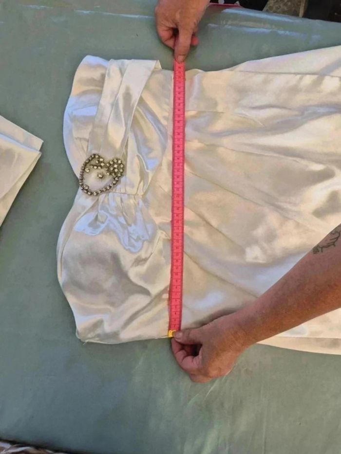 Robe de cérémonie écru effet satin avec son etole 🌹40/42 🌹 - photo numéro 8