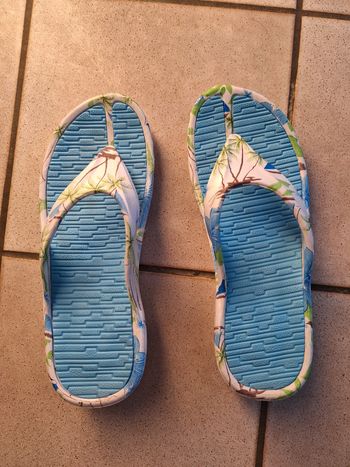 Tong taille 36