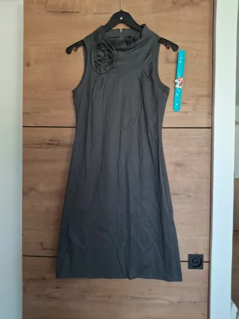 Robe Naf Naf taille 36 très bon état