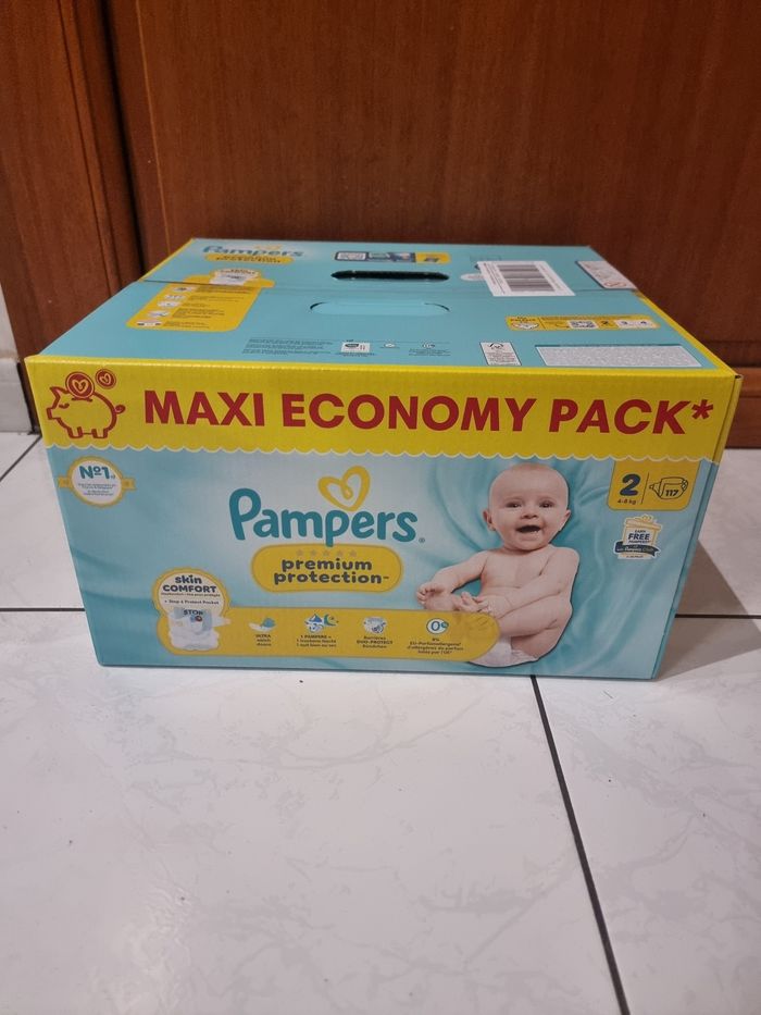 117 Couches taille 2 Pampers premium protection