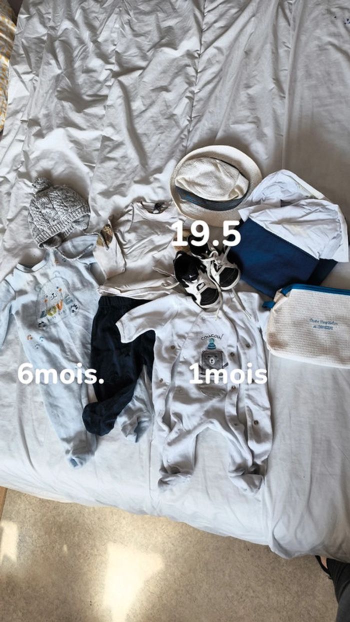 Lot vêtements bébé