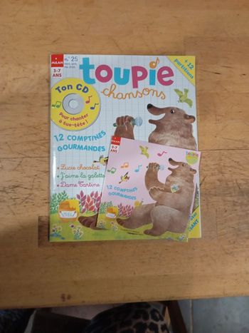 Magazine toupies chansons avec CD