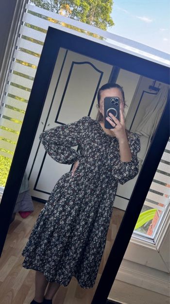 Robe à fleur manches longues