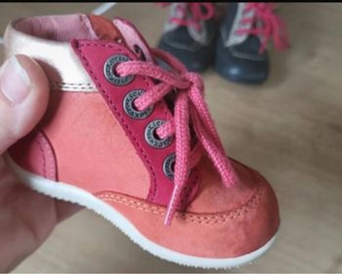 Bottines kikers corail taille 20 très bon état - photo numéro 3