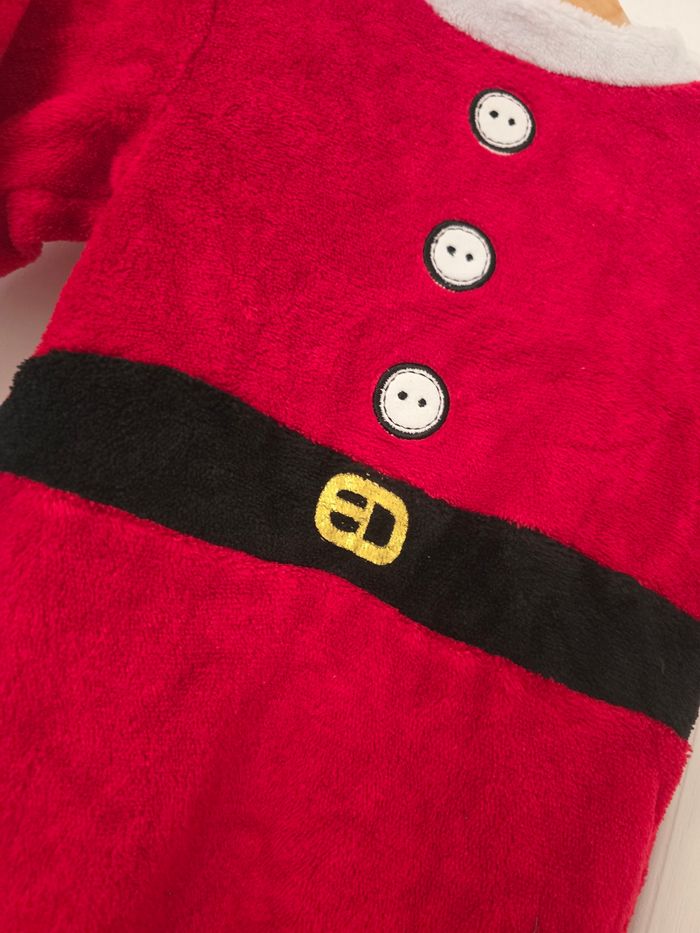 Pyjama 1 pièce Père Noël - photo numéro 3