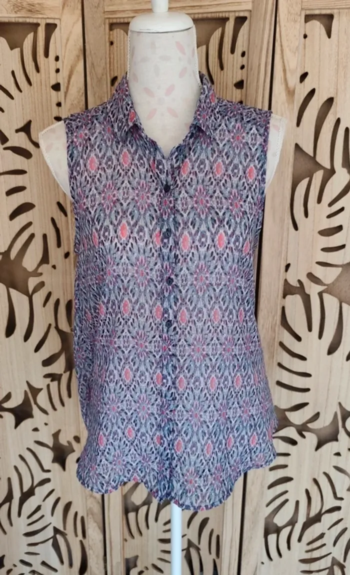 Chemise transparente sans manche imprimé T 40 H&M