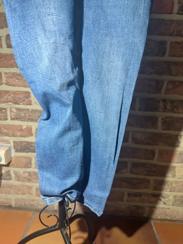 Jeans skinny bleu Bershka Taille S / 36 - photo numéro 13