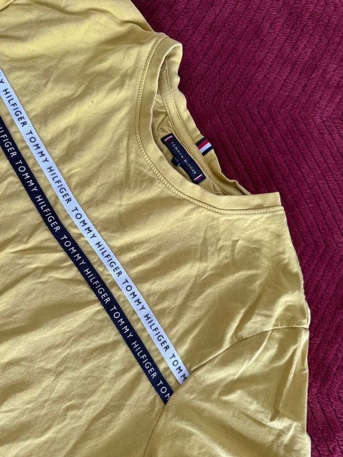 Tee shirt tommy Hilfiger - photo numéro 2