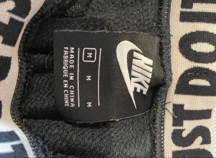 Ensemble jogging noir blanc Nike Femme Pull L jogging M bon état voir annonce - photo numéro 3