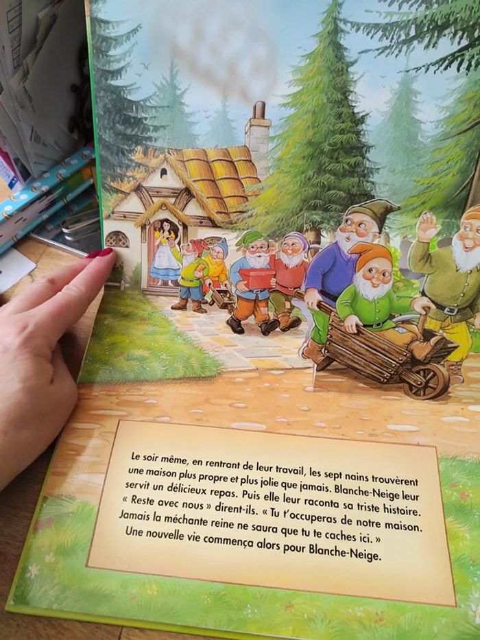 Livre pop up Blanche neige collector - photo numéro 2