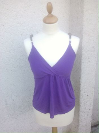Débardeur violet et perles bois TU